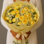 Розы желтые